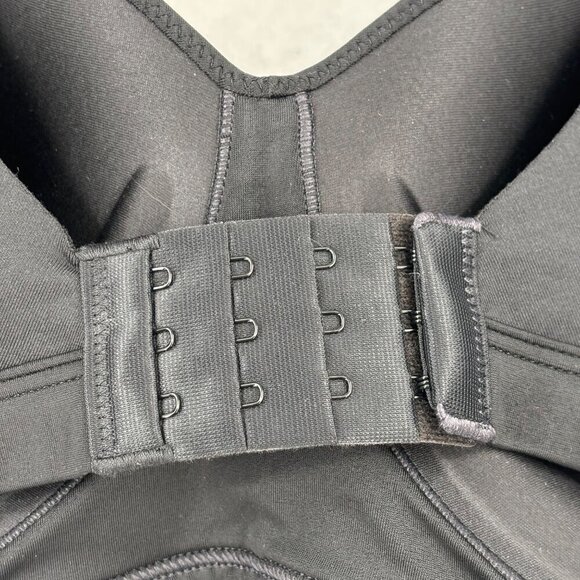 Warners Wireless Lift Bra Size 2XL Black Light Supportive Side Smoothing Panels - Picture 8 of 9